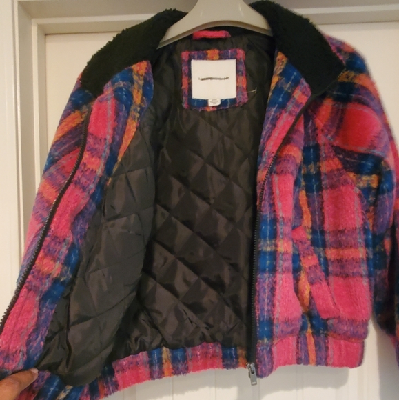 Jacket - Picture 2 of 4